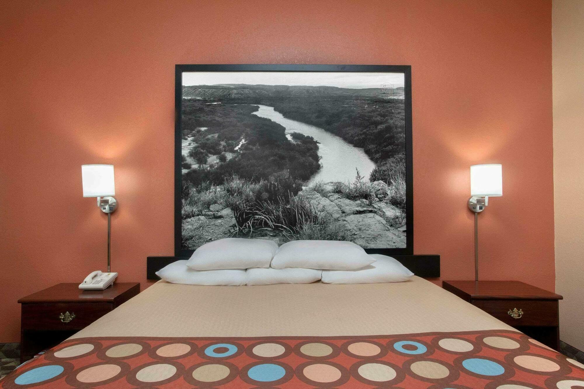 Super 8 By Wyndham Bastrop Tx Motel Luaran gambar